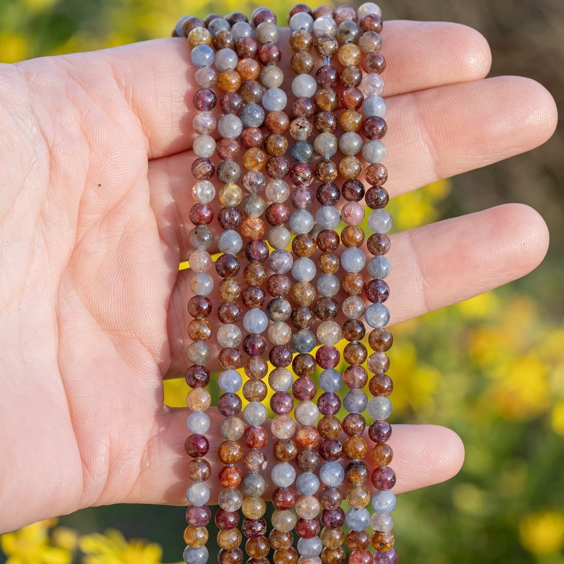 Perles rondes lisses de Saphir multicolore 🍁 de 4,5 mm ( rang de env 94 perles )