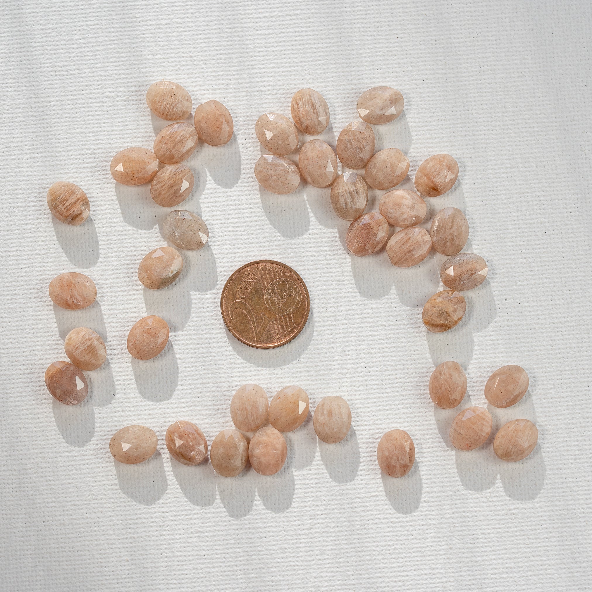 Perles ovales facettes de Pierre de lune rose de 8 mm (à l&
