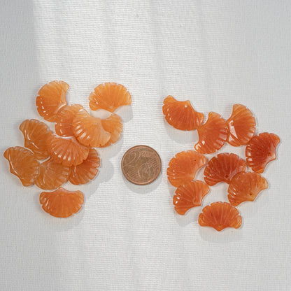 Pendentif feuille de Ginkgo en Aventurine orange rouge env 20 mm ( à l&