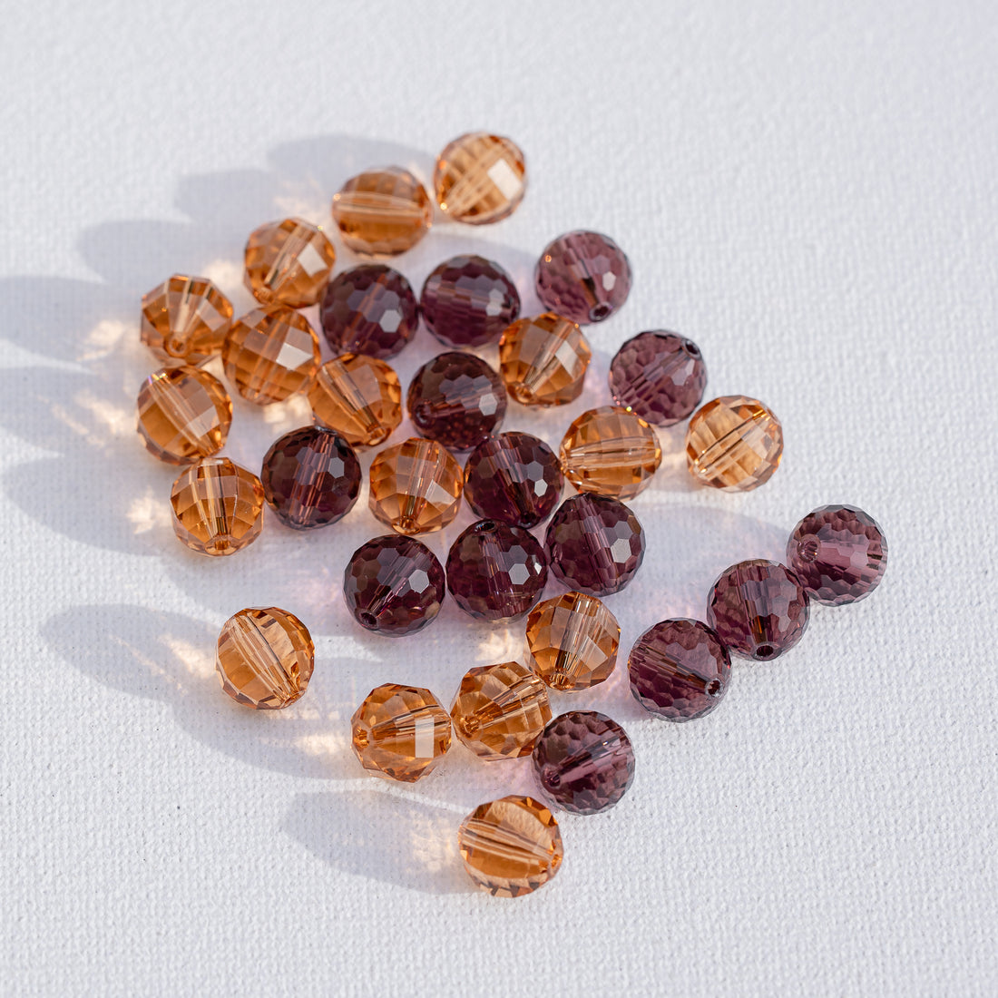 Perles rondes facettes en verre K9 de 10 mm couleur au choix ( lot de 2 )