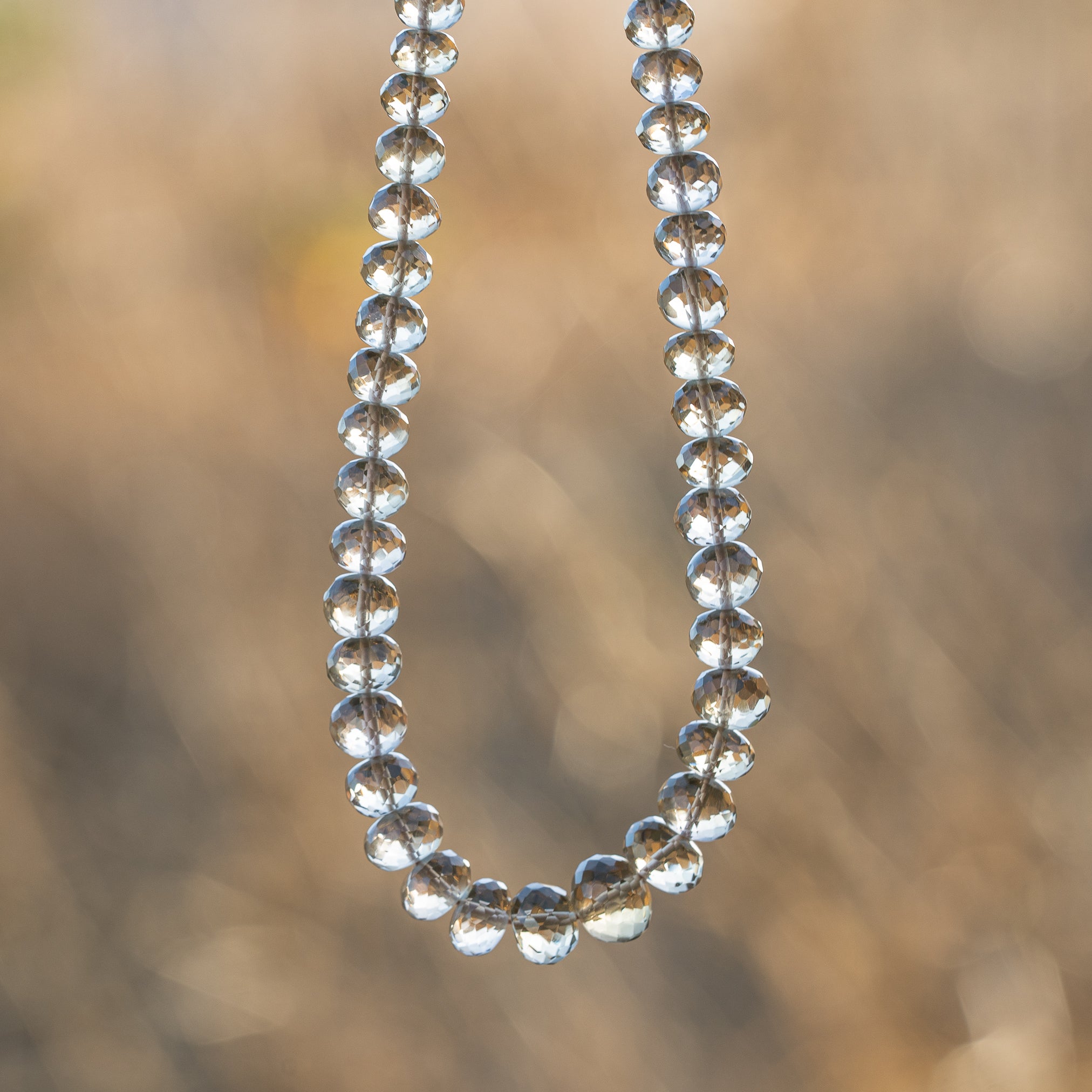 Perles rondelles facettes de Citrine naturelle de env 5,5 à 9 mm ( lot de 2 perles )