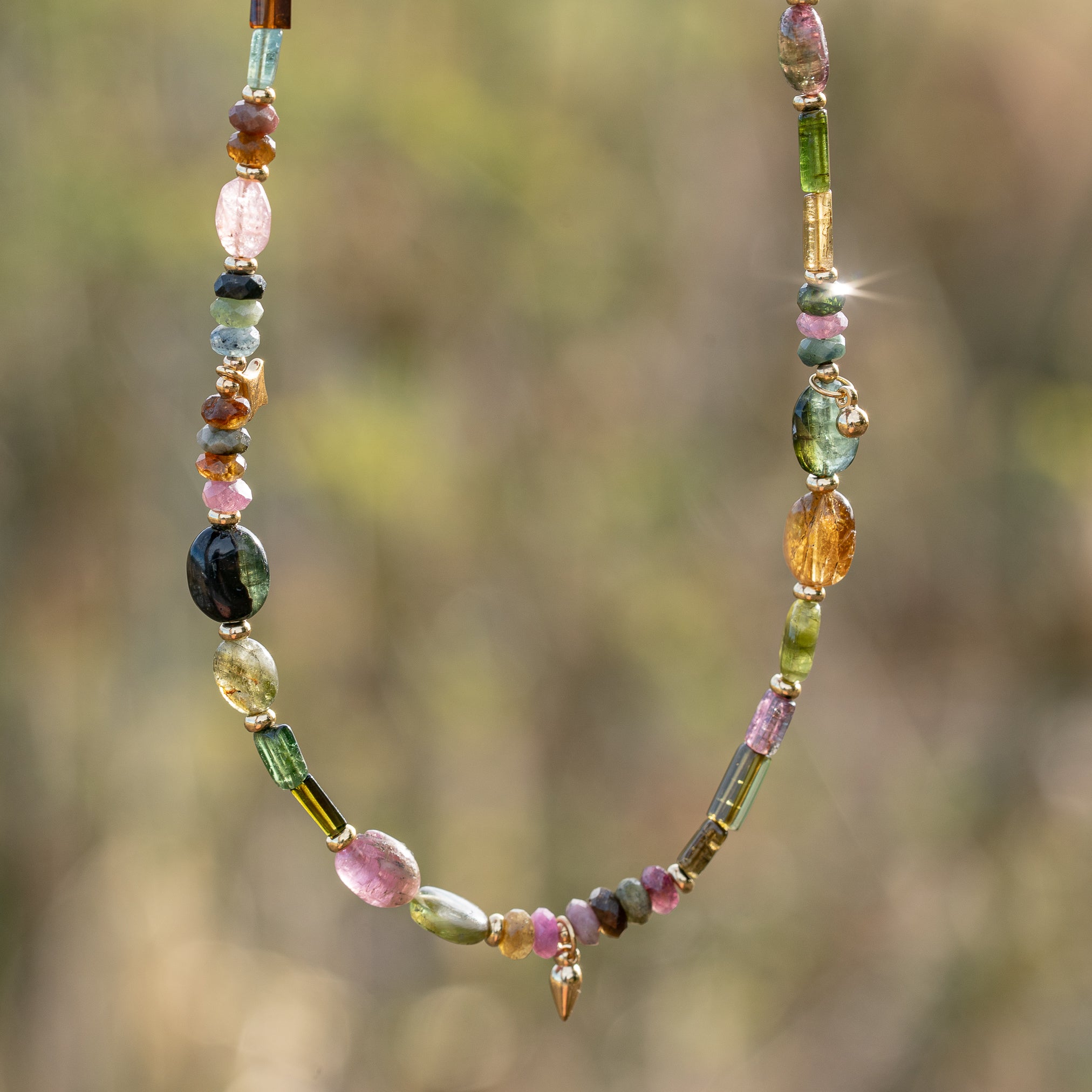 Collier coloré en Tourmaline multicolore différentes formes et tailles ✨