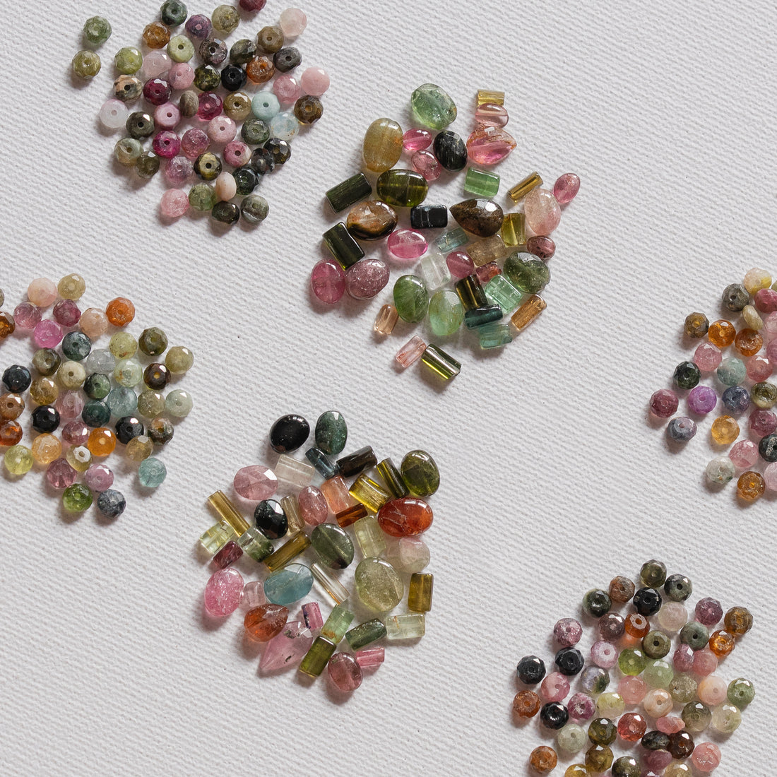 Lot de perles de Tourmaline multicolore forme variée pour collier bohème ✨ ( 35 cm de long )