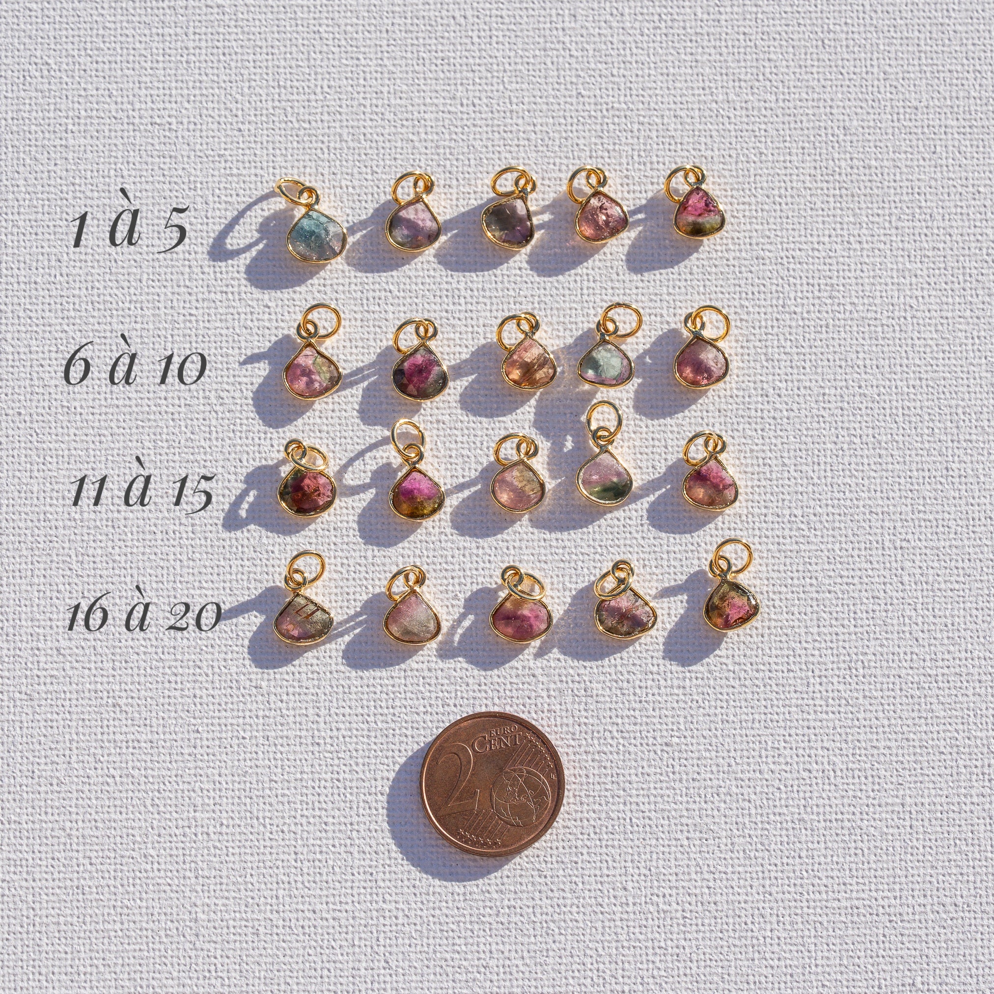 Les petites gouttes &quot; Nidhih &quot; en Tourmaline multicolore et argent 925 plaqué or de 10 mm ( à l&