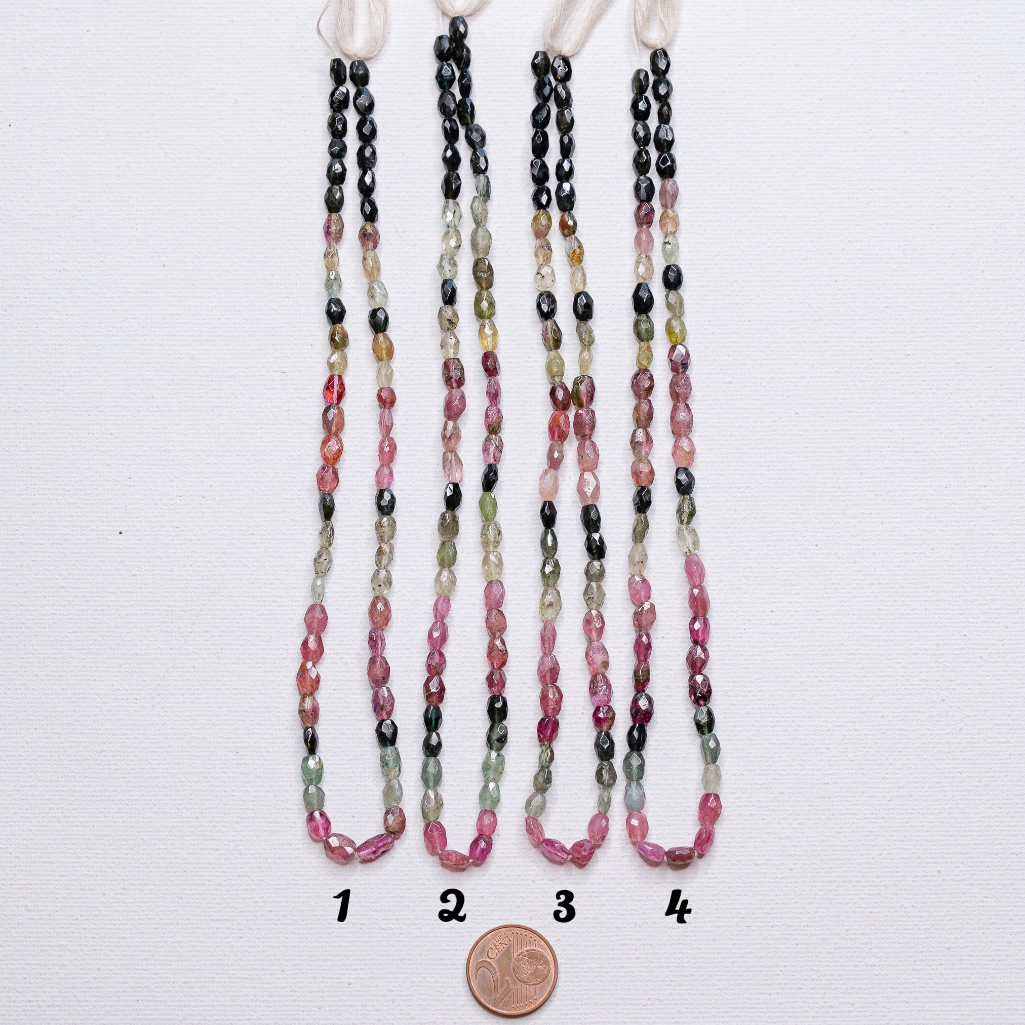 Rangs de 34,5 cm de perles ovales facettes de Tourmaline multicolore de 5/7 mm
