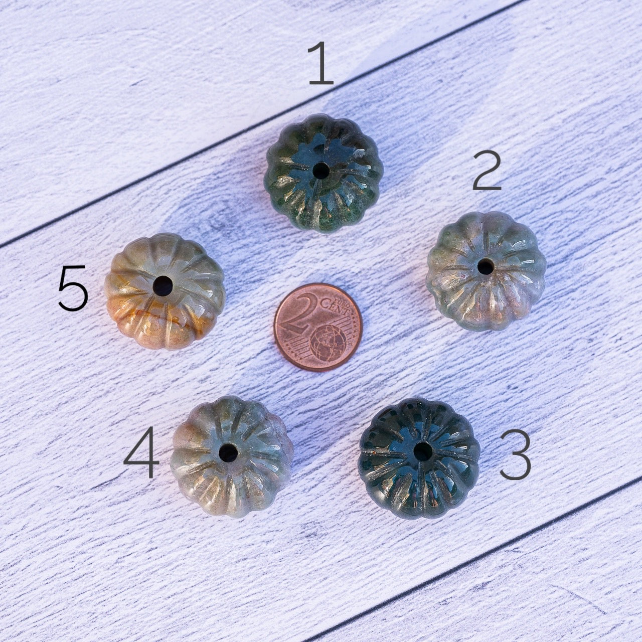 Perles citrouilles sculptées en Agate indienne de 25 x 18 mm au choix ( à l&